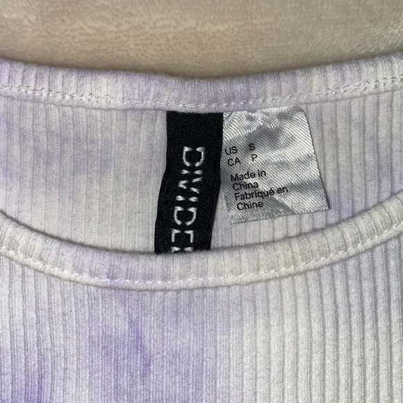 H&M tee - Picture 2 of 3